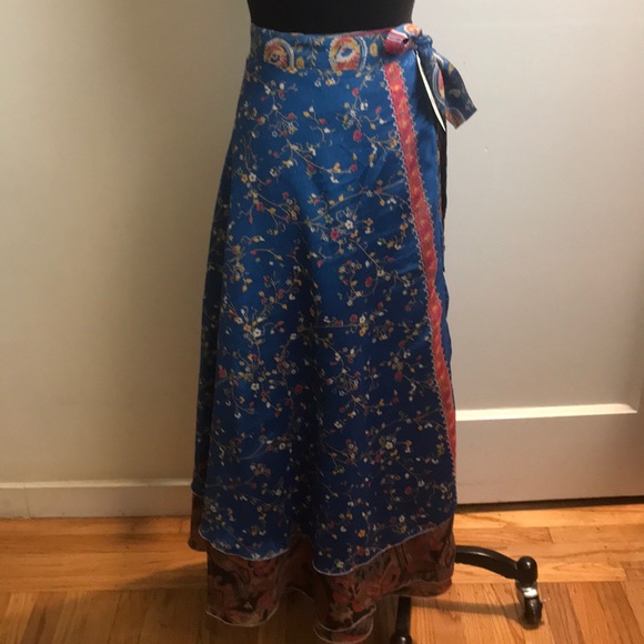 6way way to wear skirt - Picture 2 of 8